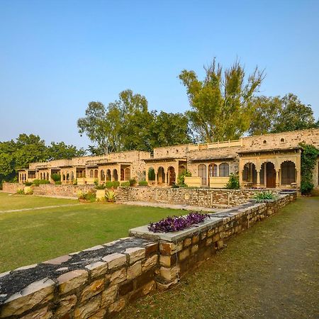 Hotel Neemrana'S - Deo Bagh à Gwalior Extérieur photo