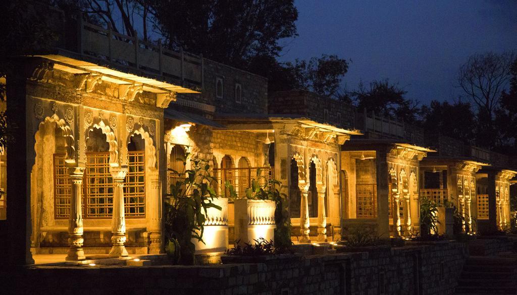 Hotel Neemrana'S - Deo Bagh à Gwalior Extérieur photo