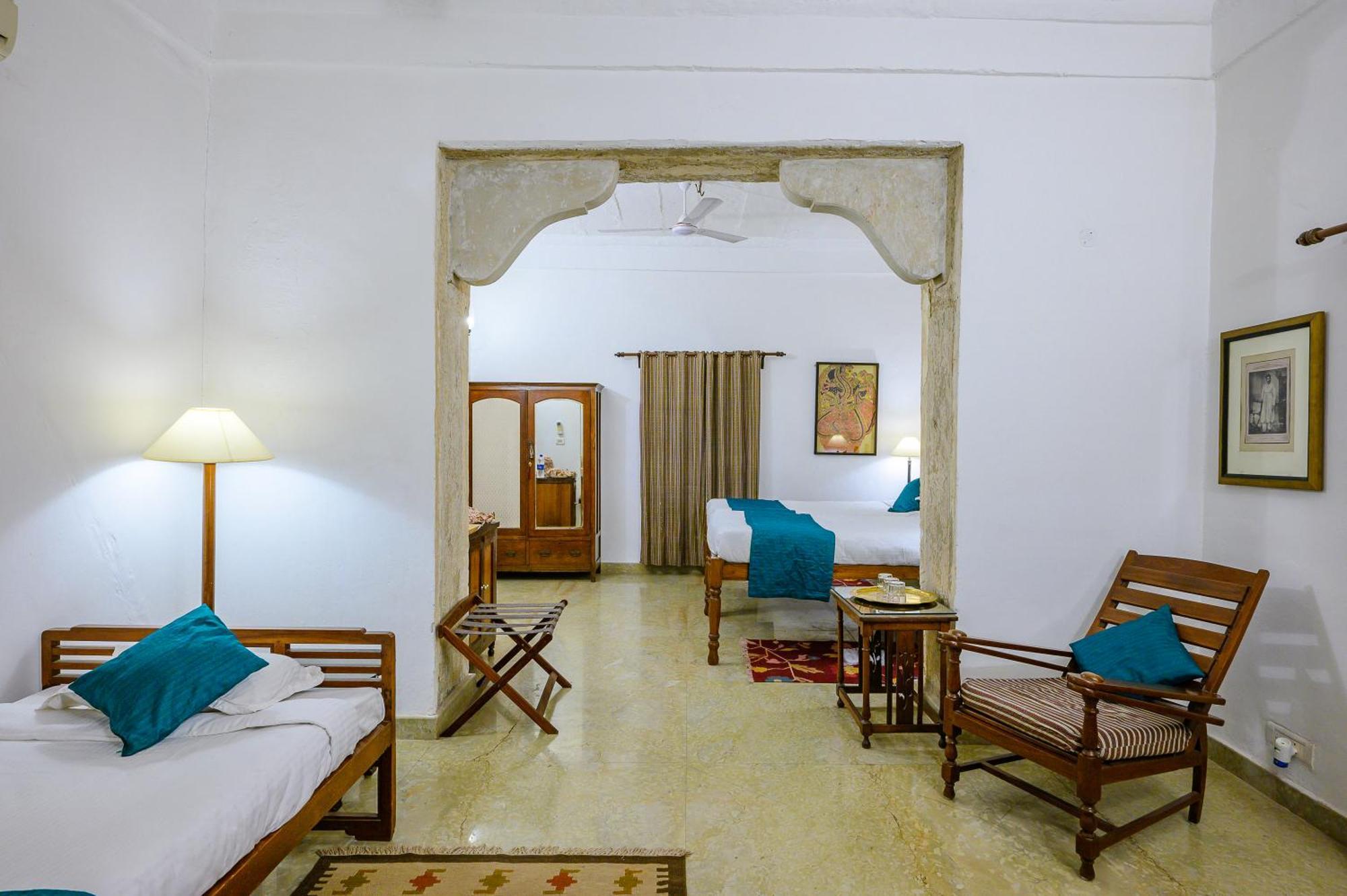 Hotel Neemrana'S - Deo Bagh à Gwalior Extérieur photo