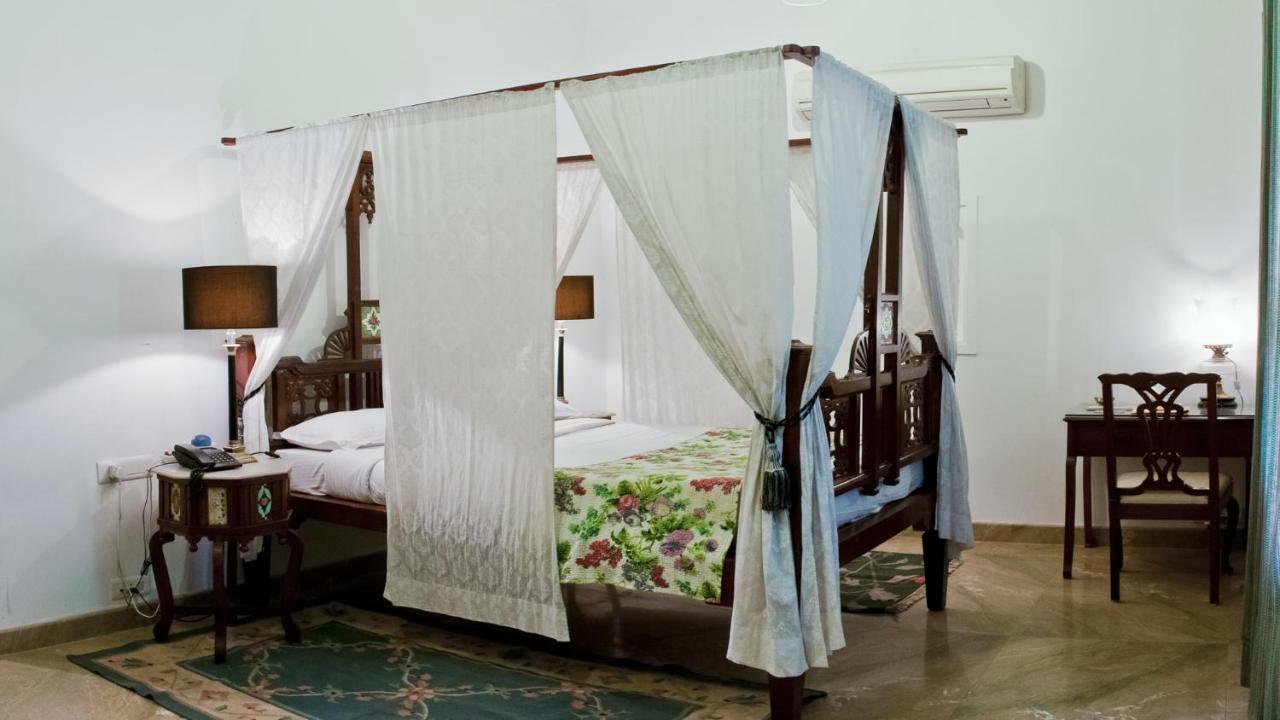 Hotel Neemrana'S - Deo Bagh à Gwalior Extérieur photo